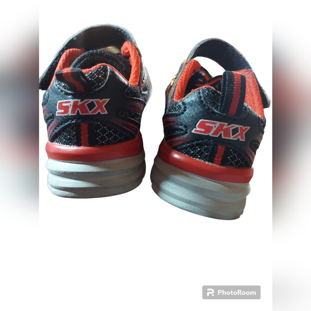 Skechers Rive Black/Red Baby/Toddler Boy's Size 7 - Picture 6 of 9